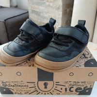 scarpa bambino/a rispettosa Nuova 
