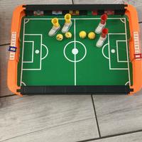 Gioco di calcio per dita con gabbia da calcio