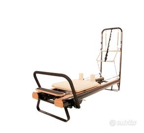 Lettino Pilates reformer con Tower Unit