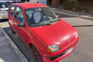 FIAT 600