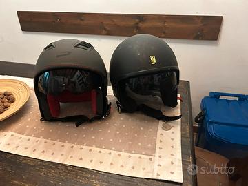 Con tutte le acatole e copri casco - Accessori Moto In vendita a Cremona
