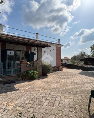CASA INDIPENDENTE A LANUVIO