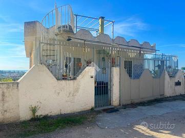 3 LOCALI A MONDRAGONE