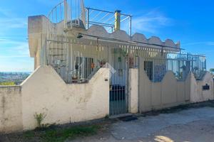 3 LOCALI A MONDRAGONE