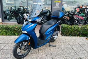 HONDA SH 150 TUTTO INCLUSO ANCHE PASSAGGIO!