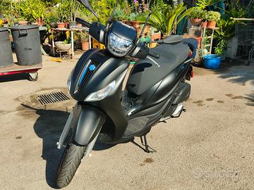 Piaggio Medley 200 S