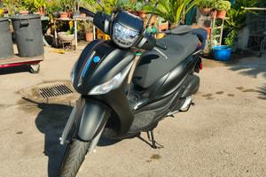 Piaggio Medley 200 S