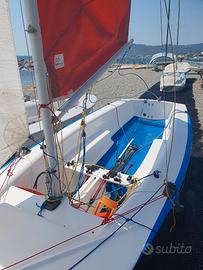 Vaurien Faccenda completo con spinnaker e carrello