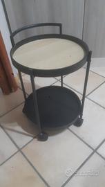 tavolino con ruote