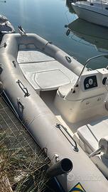 GOMMONE ZODIAC MEDLINE 500 MOTORE + HONDA 40 CV