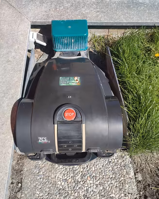 ROBOT TAGLIAERBA 