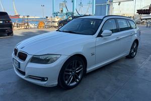 Bmw 320 320d cat xDrive Touring Attiva