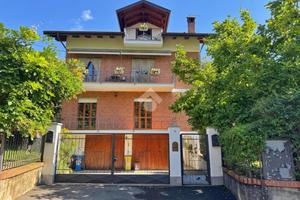 3 LOCALI A VAL DELLA TORRE