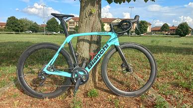 Bianchi Oltre Xr3 2021 tg 57, disc