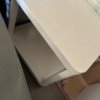 Tavolino con rotelle