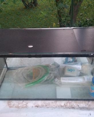 acquario  60 litri con accessori 