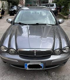 Jaguar X-TYPE 2.5 V6