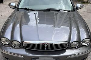 Jaguar X-TYPE 2.5 V6