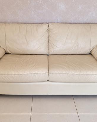 VEND0 COPPIA DIVANI IN PELLE COLOR CREMA