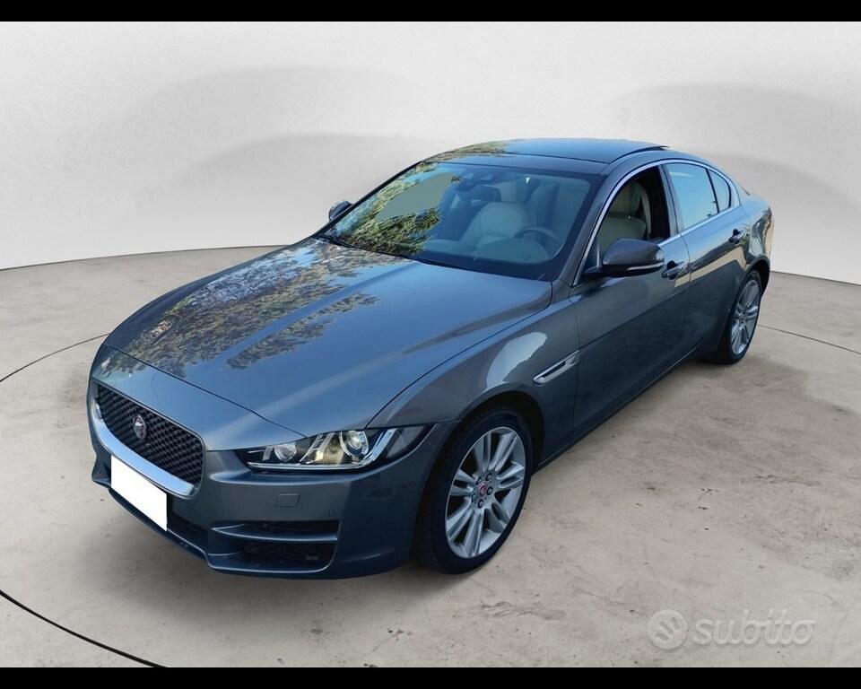Jaguar XE (X760)