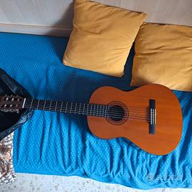 chitarra classica Yamaha 