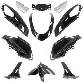 KIT CARENE NERO LUCIDO YAMAHA NMAX 125 2015 2020