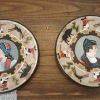 Piatti con figure costume Sardo