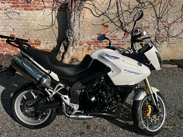 Triumph tiger 1050