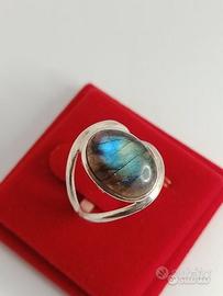 Anello argento con labradorite