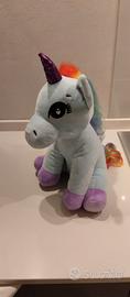 Pupazzo unicorno per bambine