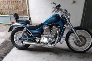Suzuki indruter 750