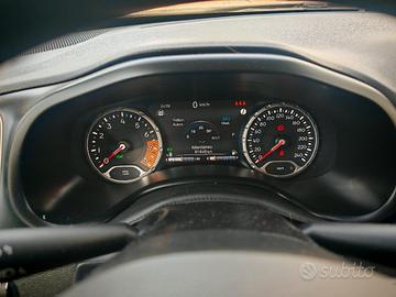 JEEP Renegade 1.5 turbo hybrid