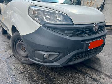 Paraurti anteriore per FIAT DOBLO'