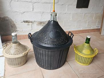 Damigiana 34 litri ben tenuta