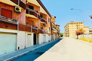 2 LOCALI A SAN SEVERO