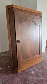 Angoliera da appendere in legno massello