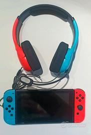 Nintendo switch con accessori e 13 giochi
