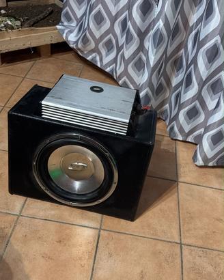 Amplificatore e subwoofer