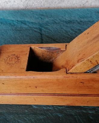 Pialla in legno