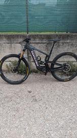 SANTA CRUZ HECKLER C (Carbon) - Taglia M
