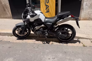 Yamaha MT03 660cc Akrapovic