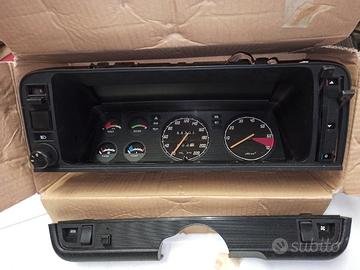 Opel Manta B strumentazione cruscotto