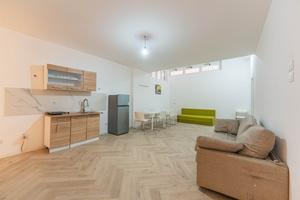 Luminoso trilo mm dergano ristrutturato