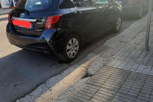 Toyota yaris  hybrid