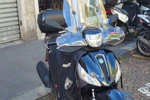 Piaggio Medley 150 – 2400 km