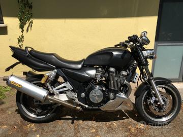 Yamaha XJR 1300 - 2001 #2