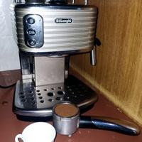 Machina di caffè DèLonghi