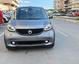 Smart ForTwo 90 0.9 T twinamic cabrio Prime LED NA