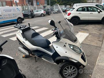 Scooter Piaggio MP3 125 HYBRID