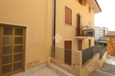 4 LOCALI A VERONA